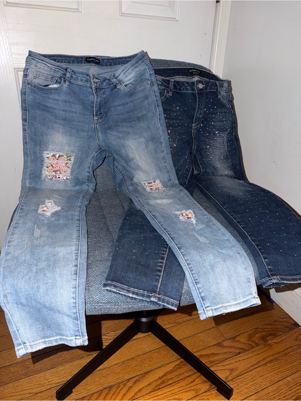 Y2K BEBE 28 Women’s Light Blue Distressed Patch Jeans with Floral sparkling Jean